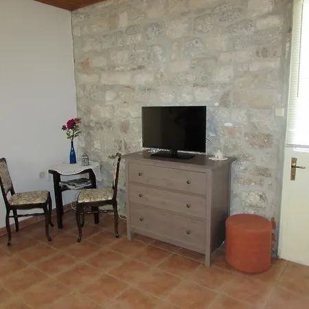 Apartman Madirazza