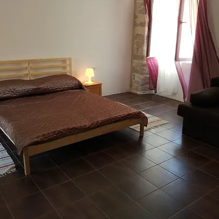 Apartman Madirazza *