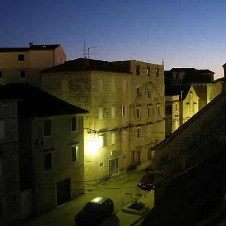 Madirazza Lägenhet Trogir
