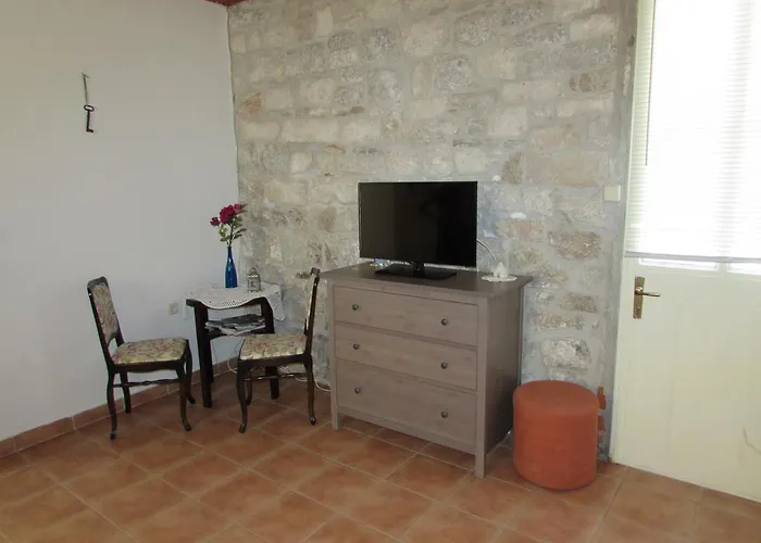Apartman Madirazza